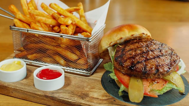 Opera Burger.