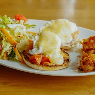 Eggs Benedict Classic Smoked Salmon